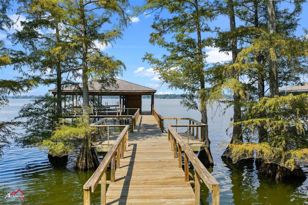 Lake Pointe Place - Residential