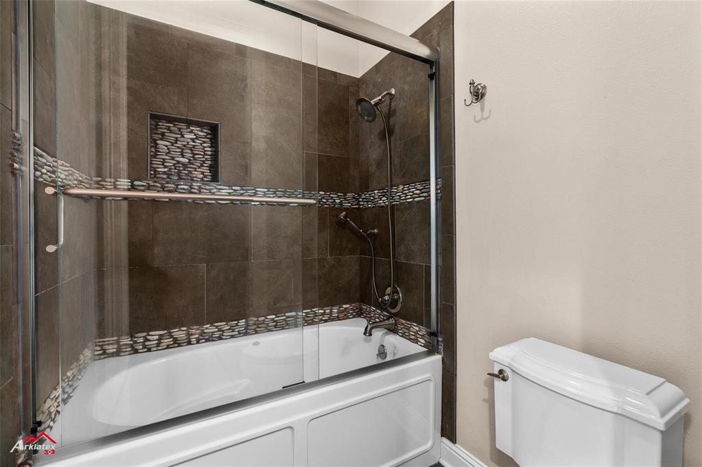 Lake Pointe Place - Residential