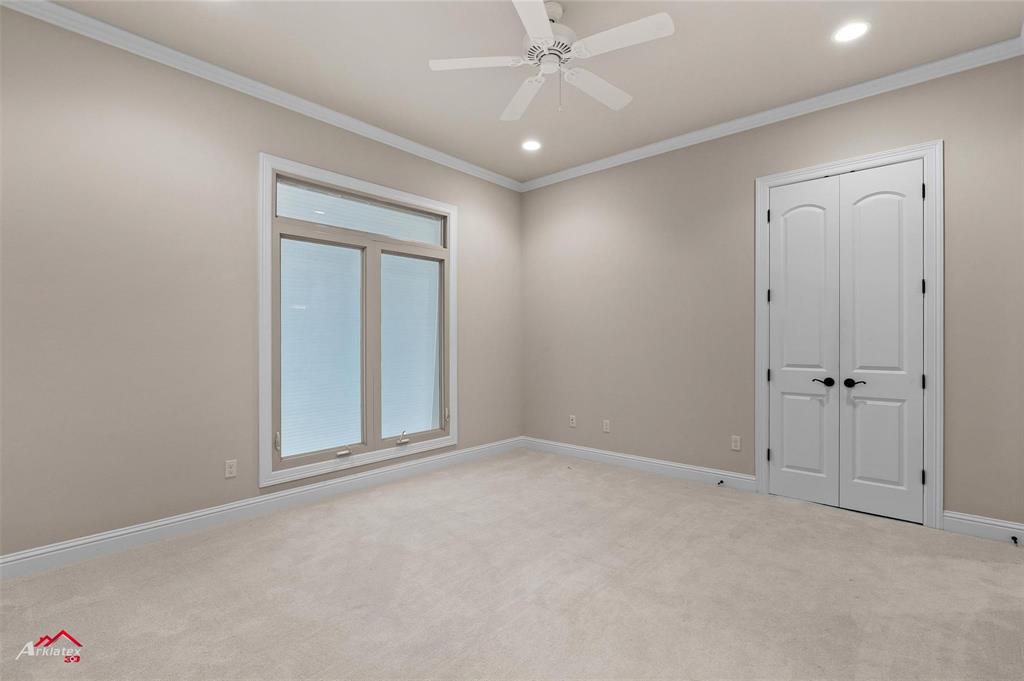 Lake Pointe Place - Residential