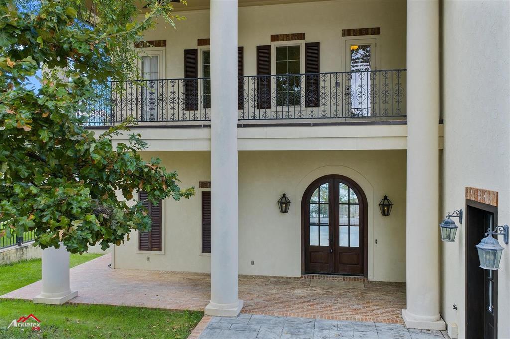 Lake Pointe Place - Residential