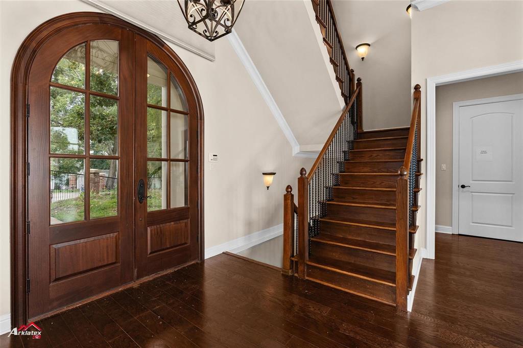 Lake Pointe Place - Residential