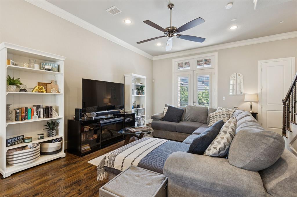 Intown Homes Farmers Market - Residential