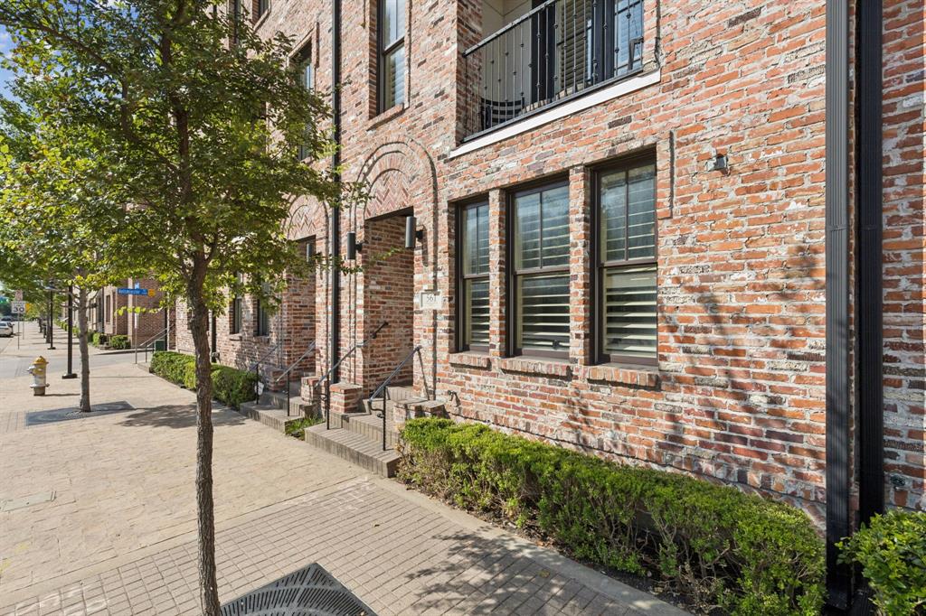 Intown Homes Farmers Market - Residential