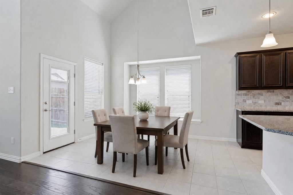 OAK CREEK TRAILS - Residential