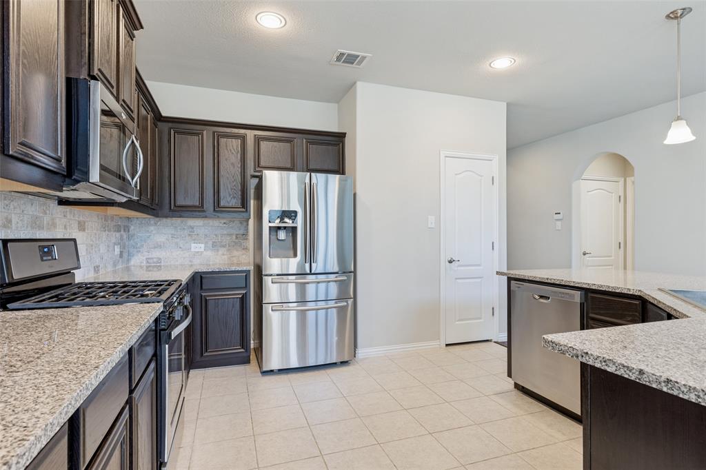 OAK CREEK TRAILS - Residential