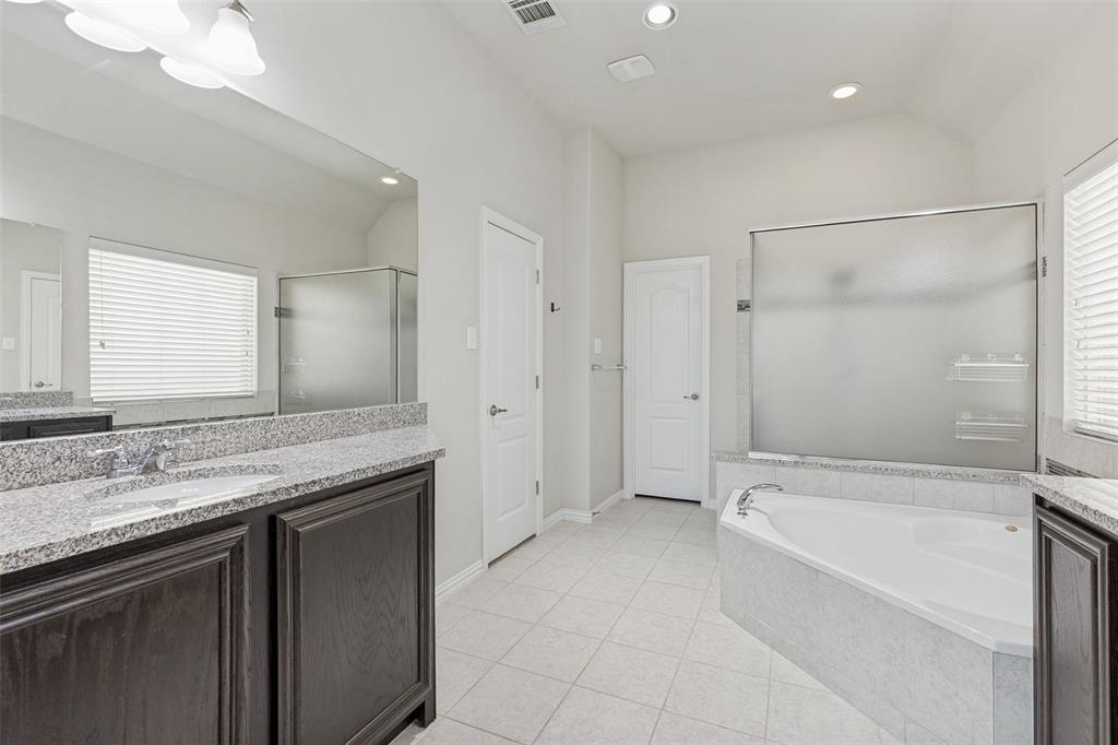 OAK CREEK TRAILS - Residential