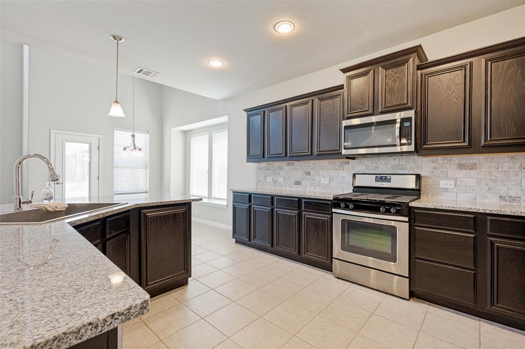 OAK CREEK TRAILS - Residential