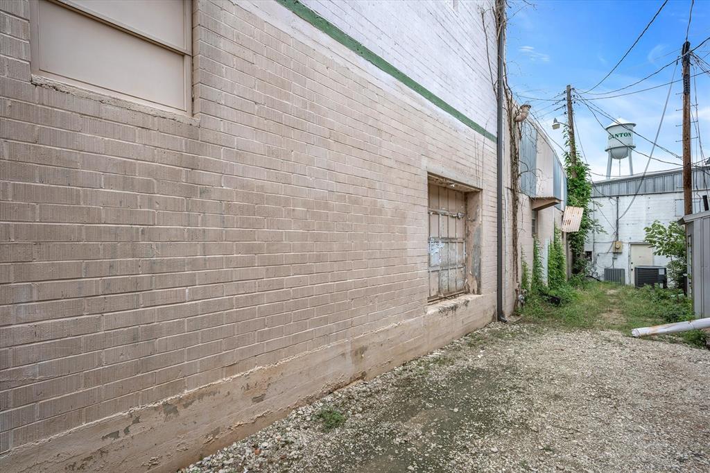 Orig Town - Commercial Sale