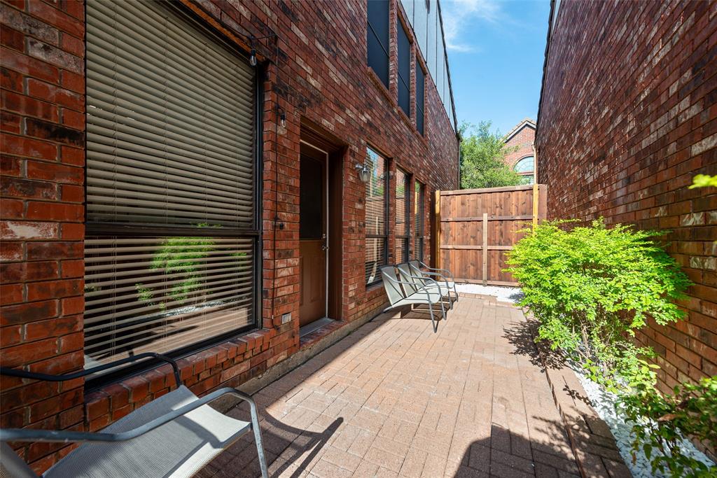 Addison Place Rev - Residential
