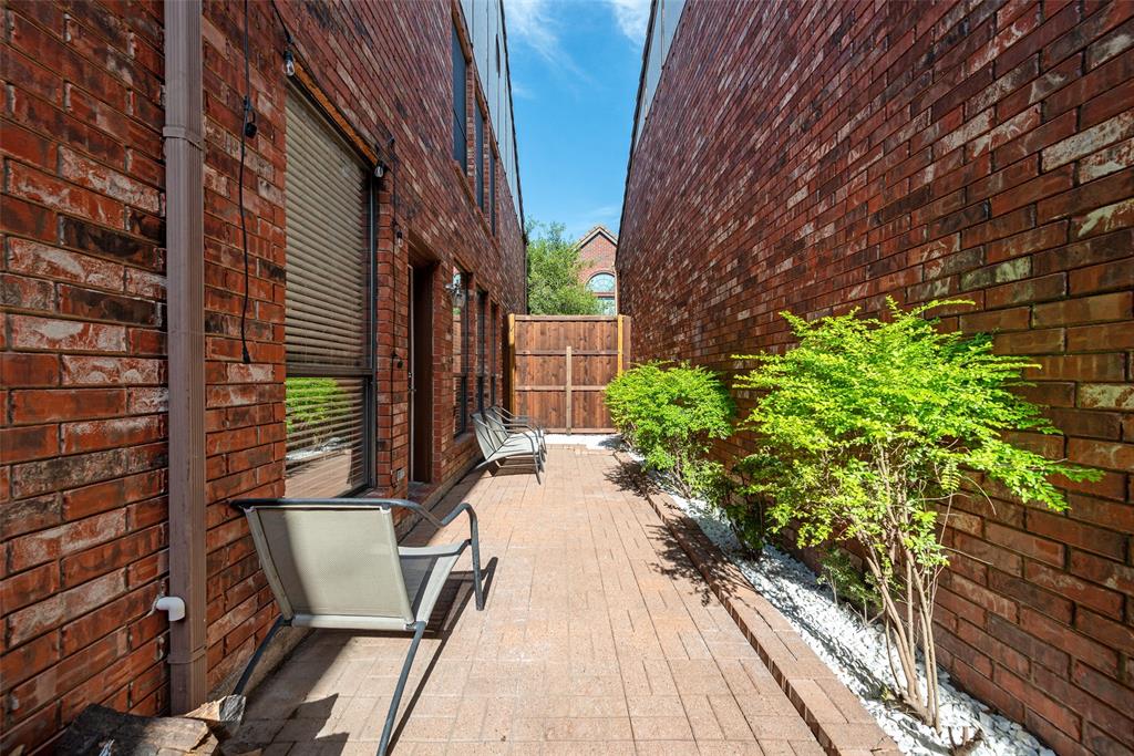 Addison Place Rev - Residential