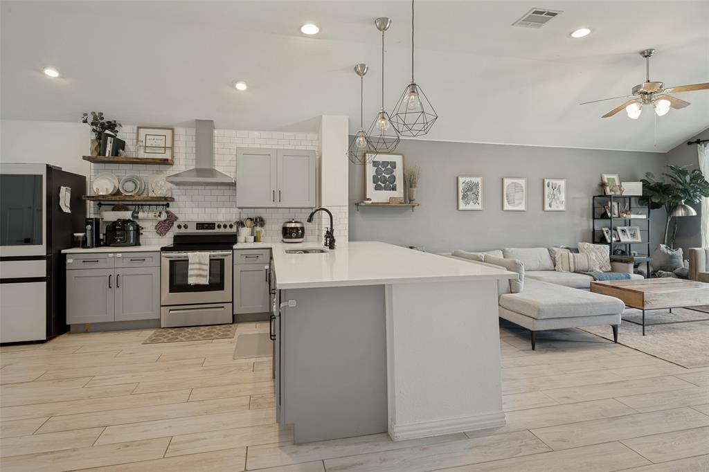 Bluffs The - Residential