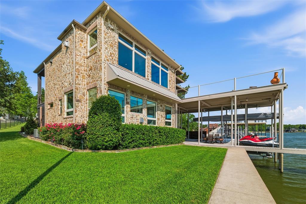 Bushwhacker Peninsula Sub - Residential