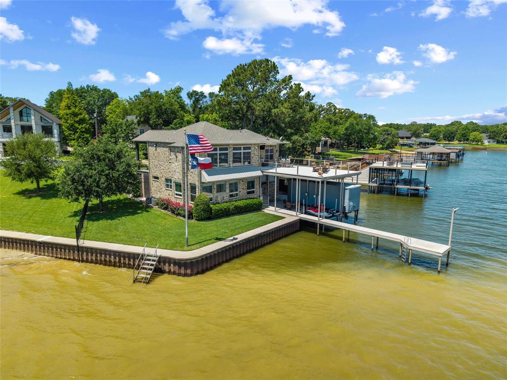 Bushwhacker Peninsula Sub - Residential