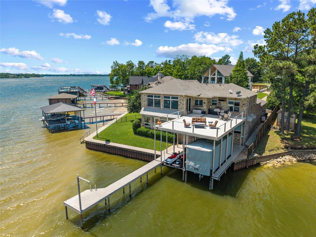 Bushwhacker Peninsula Sub - Residential