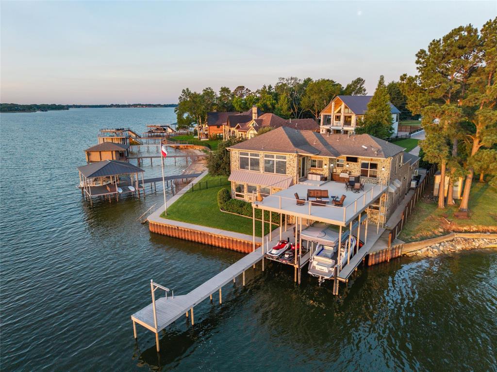 Bushwhacker Peninsula Sub - Residential
