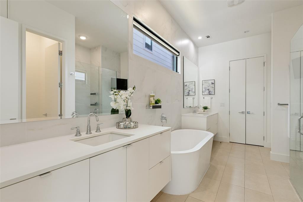 Ross Ave Annex - Residential