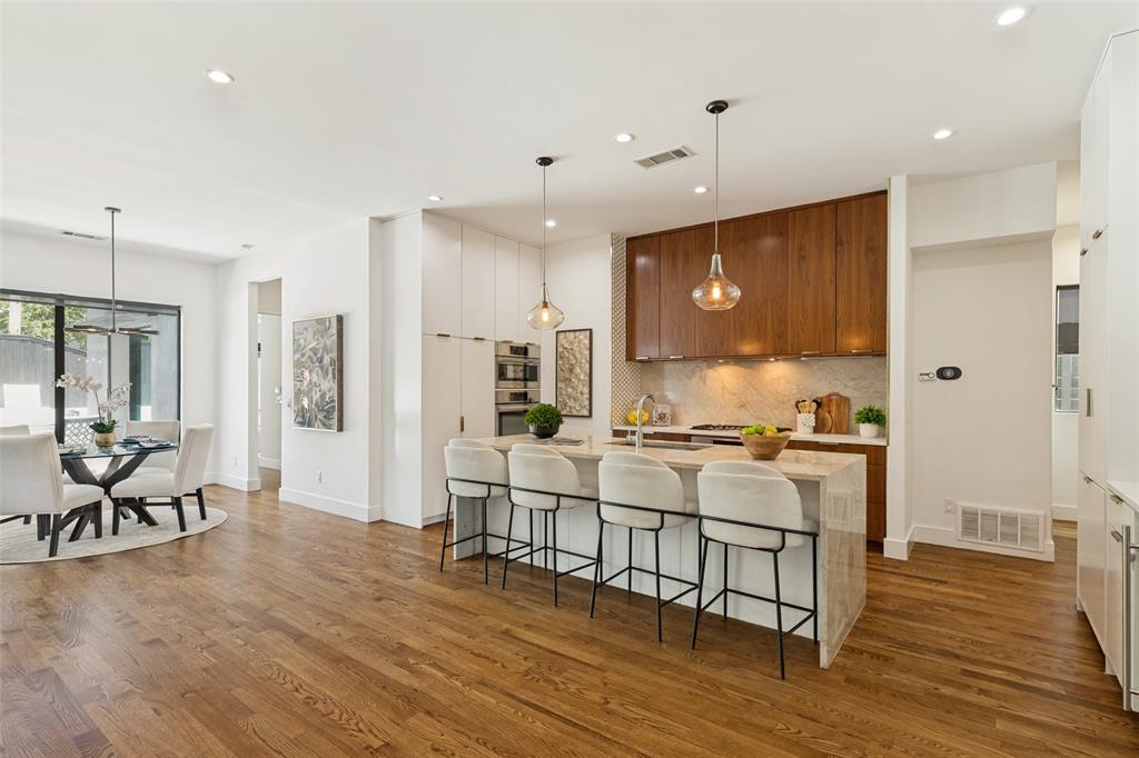 Ross Ave Annex - Residential