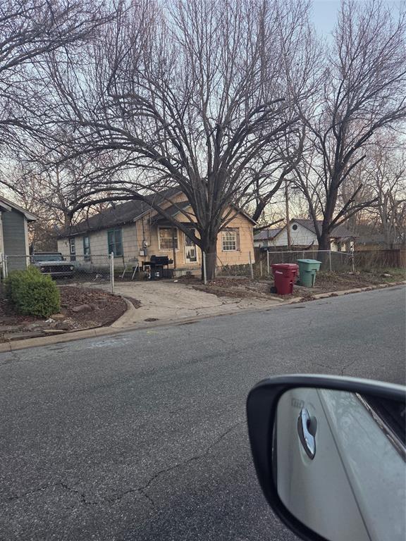 Moore B H Heirs - Residential