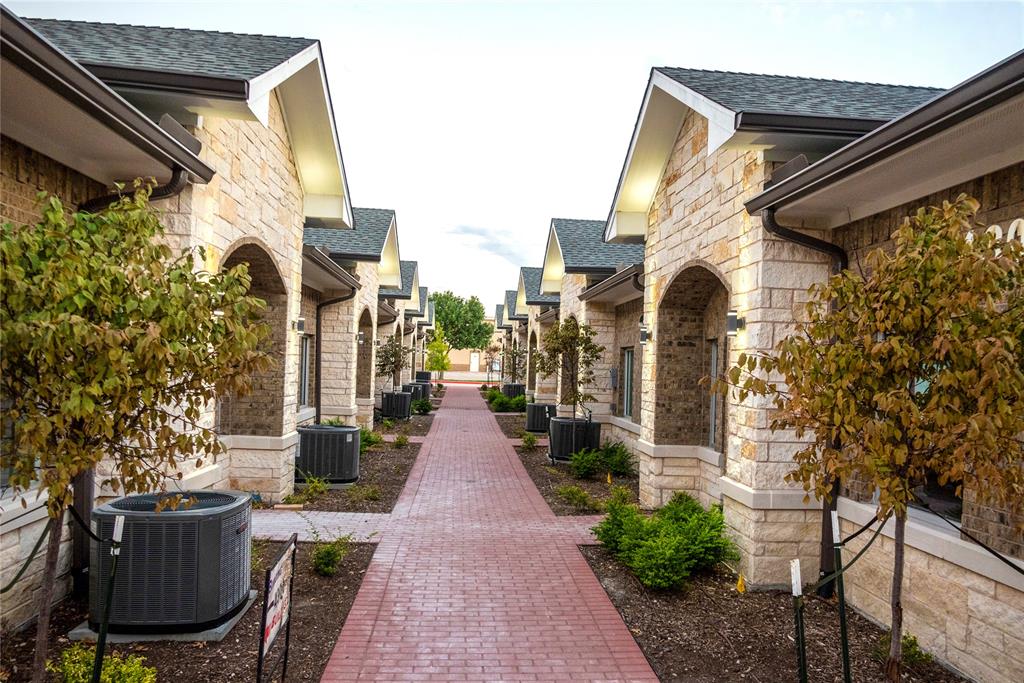 LEGACY CROSSING - Commercial Sale