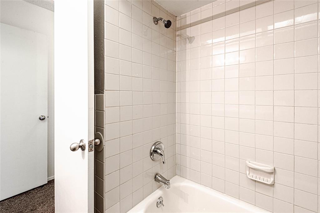 Richardson Heights 12 - Residential Lease