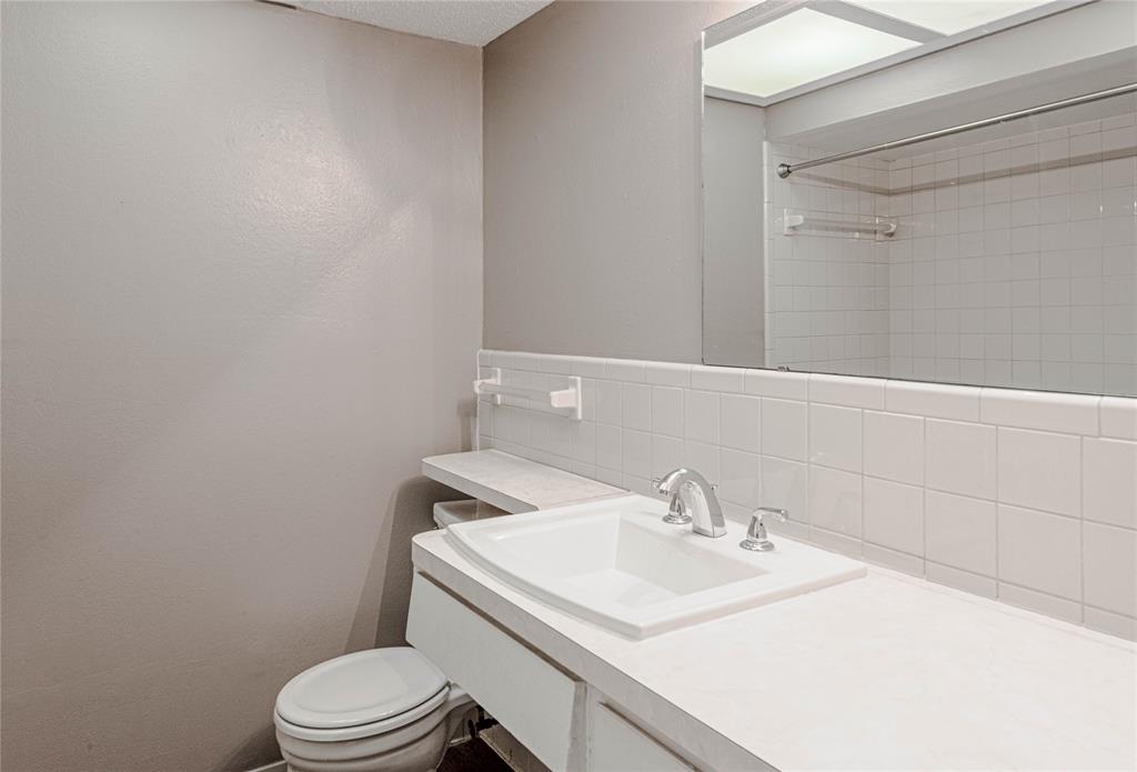 Richardson Heights 12 - Residential Lease