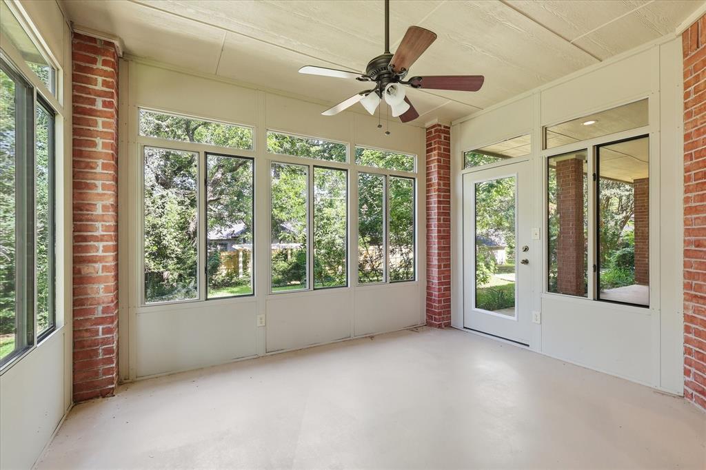 Decordova Bend Estate - Residential