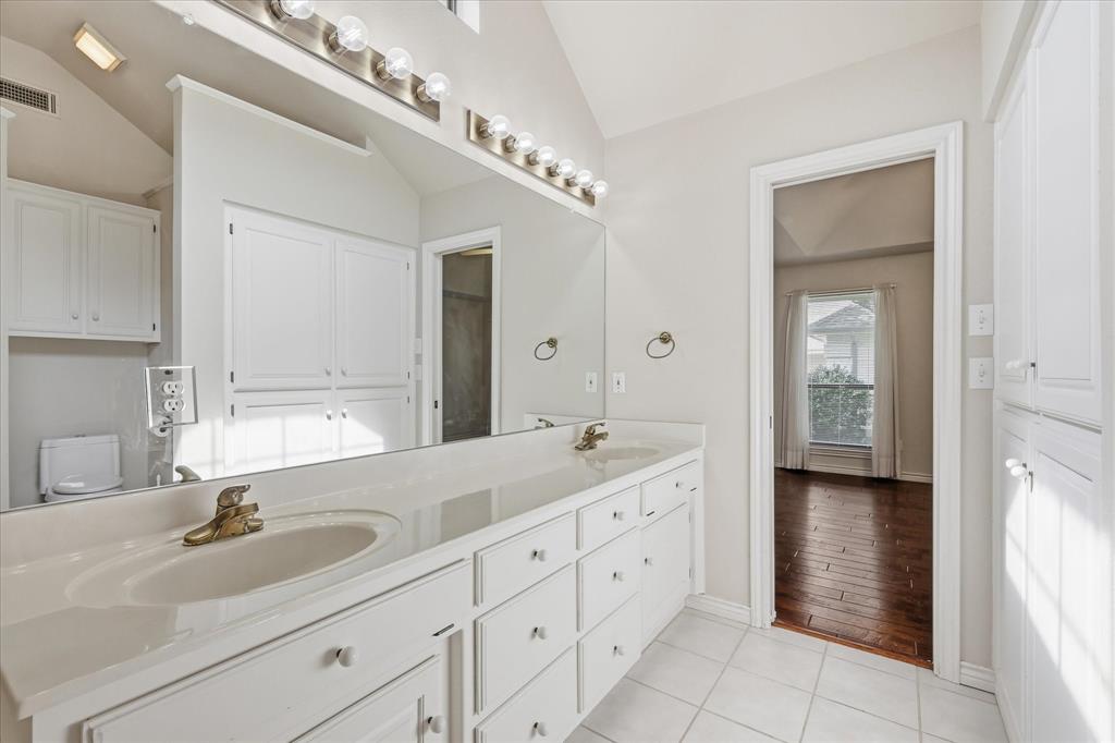 Decordova Bend Estate - Residential