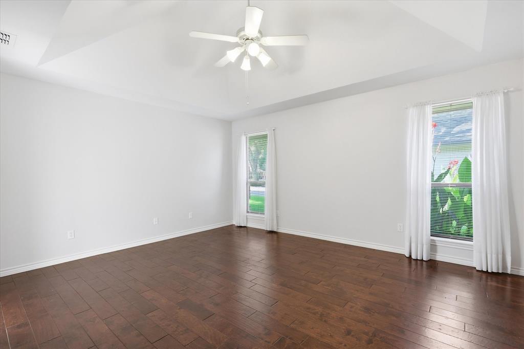 Decordova Bend Estate - Residential
