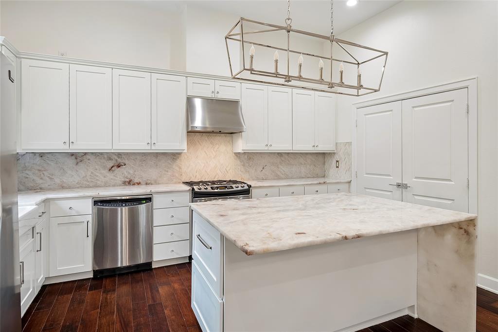 Vine Condos Ph I - Residential