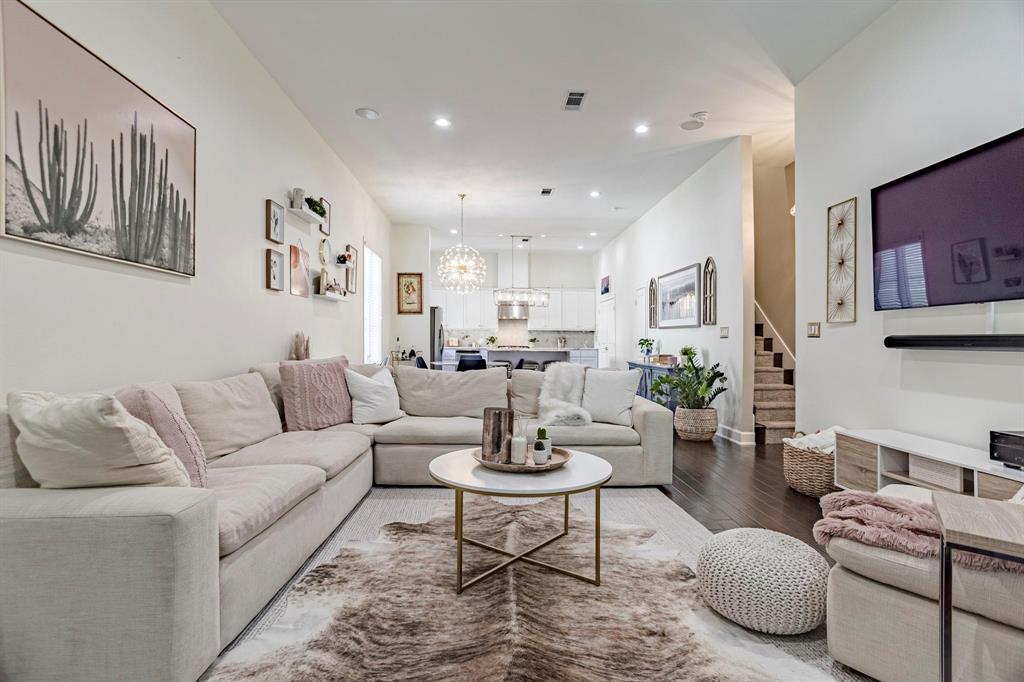 Vine Condos Ph I - Residential