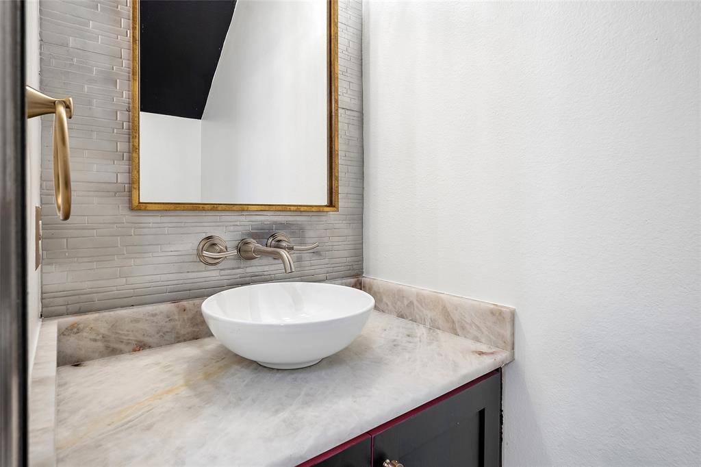 Vine Condos Ph I - Residential