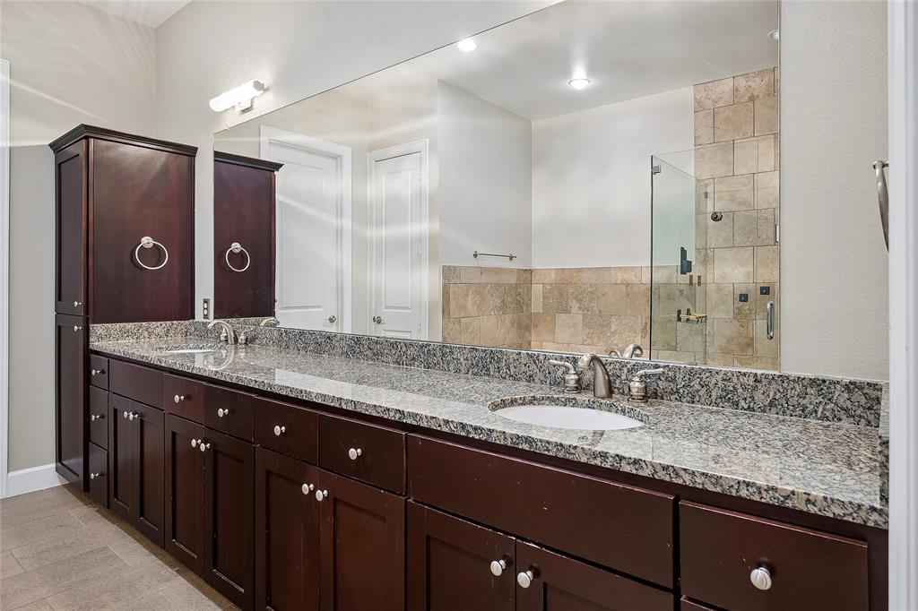 Vine Condos Ph I - Residential