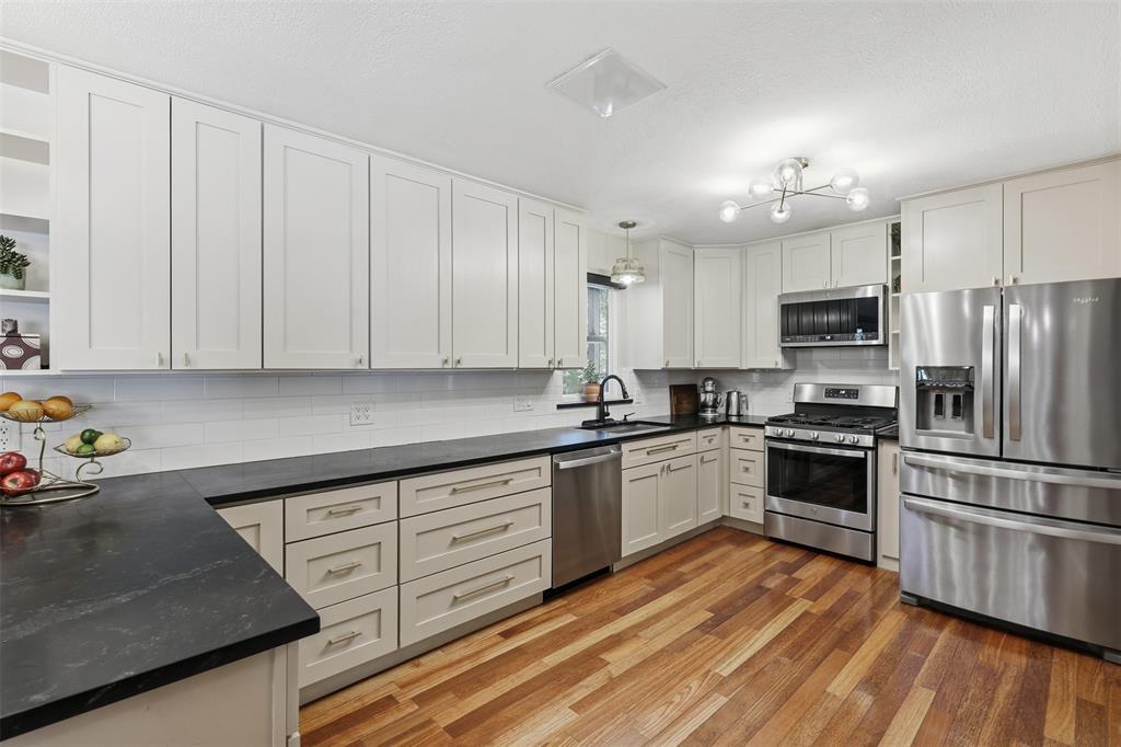 Brooks-Moreland Add - Residential
