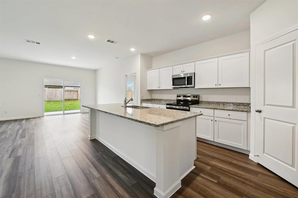 Cattleman's Crossing - Residential