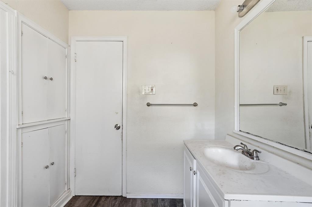 Cedar Crest Village 05 - Residential