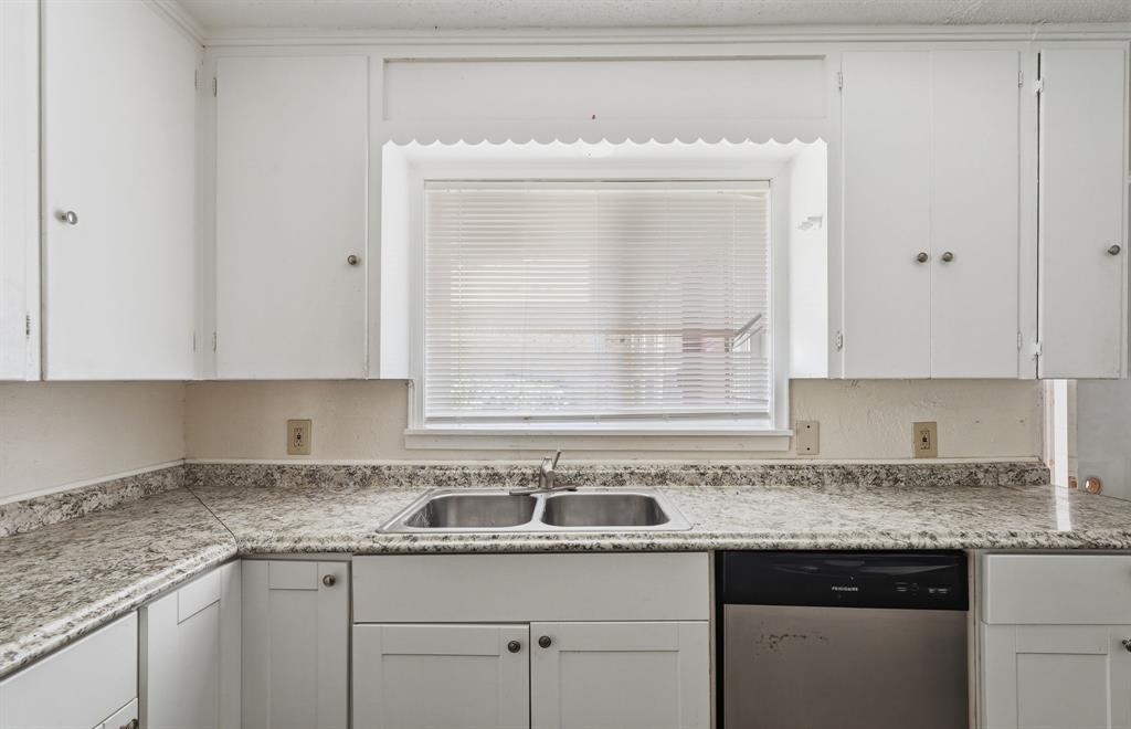 Cedar Crest Village 05 - Residential