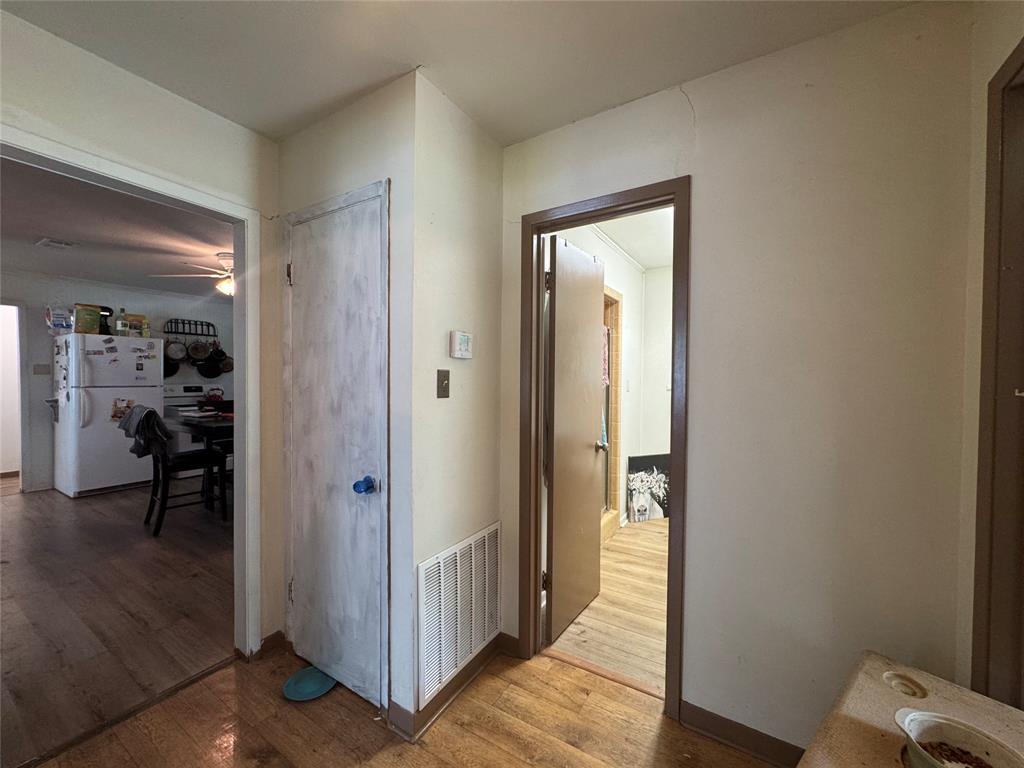 A0499 LUNDT, F - Residential