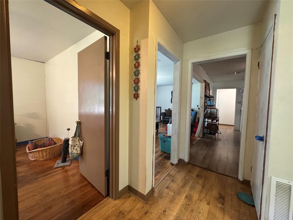 A0499 LUNDT, F - Residential