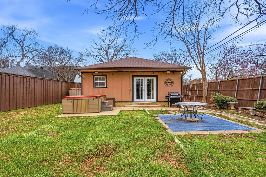 Oak Lawn Heights - Residential