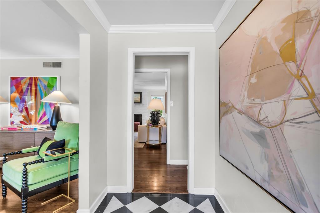 Walnut Hill Manor - Residential
