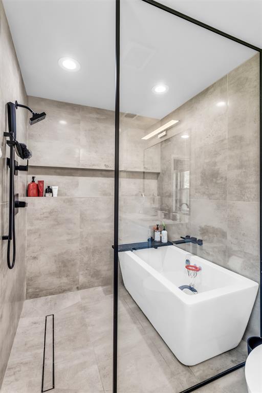 Walnut Hill Manor - Residential