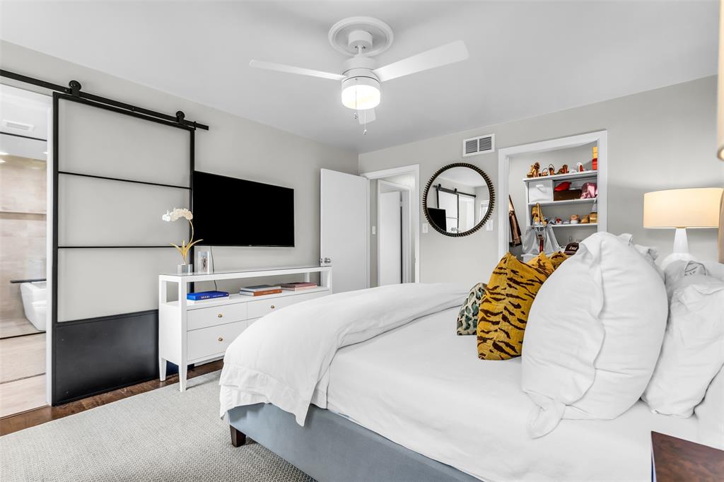 Walnut Hill Manor - Residential