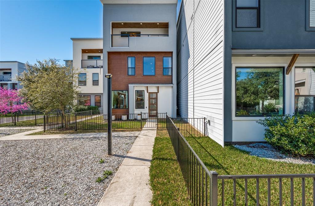 White Rock Hlnds Condos - Residential