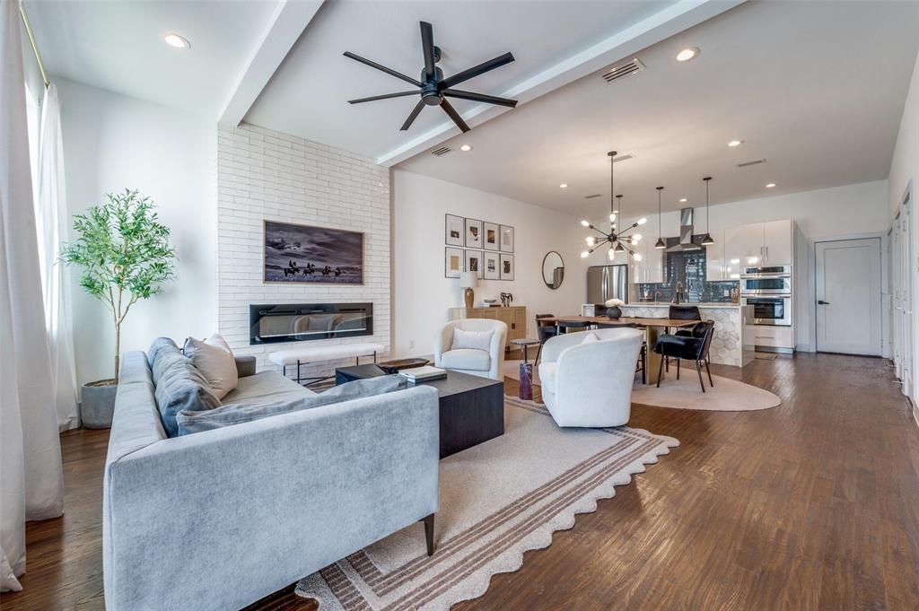 White Rock Hlnds Condos - Residential