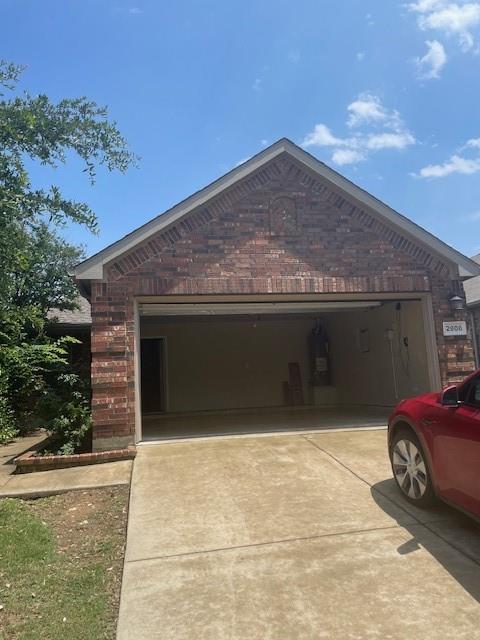 Well maintained 3 bed 2 bath home in the Villages of Woodland Springs community. Brand new paint and carpet in all bedrooms. Living area has wood flooring. Nice size backyard. Northwest ISD schools. Close to Alliance Pkwy and all the shopping.