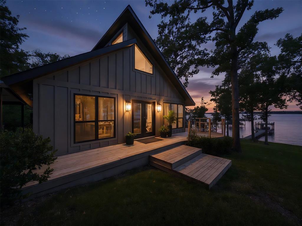 Thunderbird Point - Residential