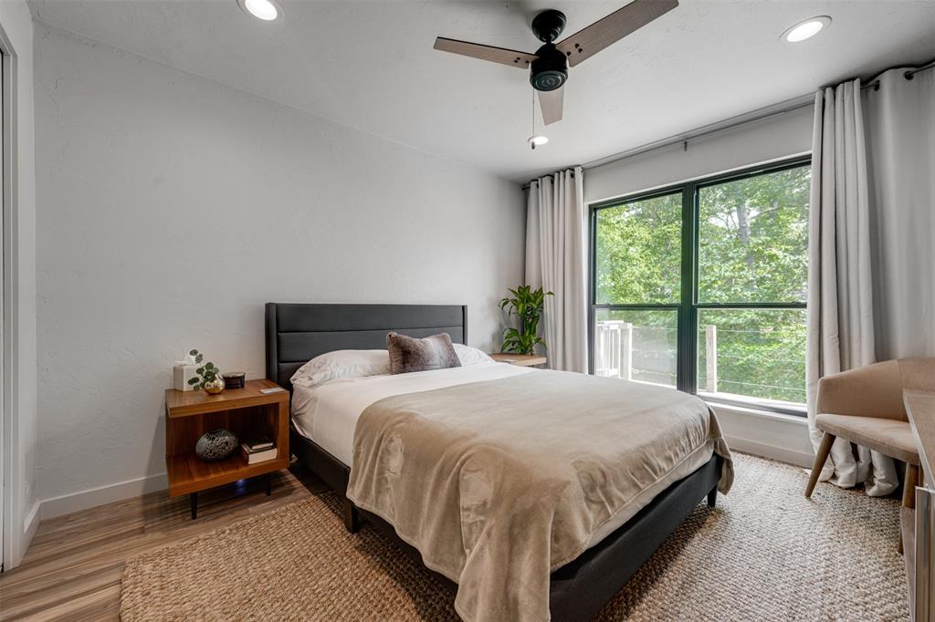 Thunderbird Point - Residential