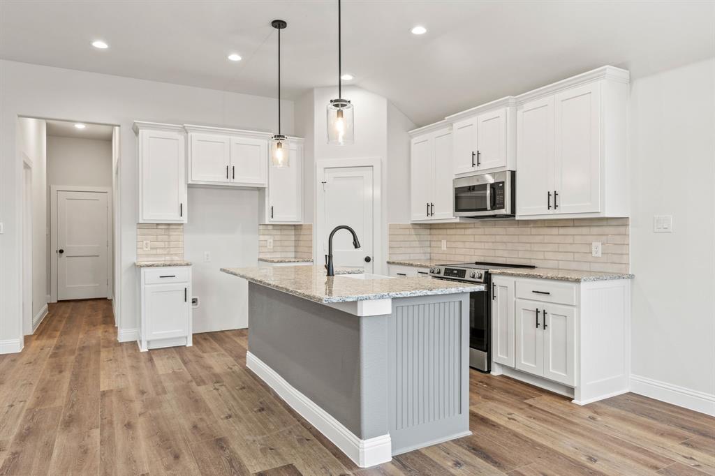 Audra Oaks - Residential