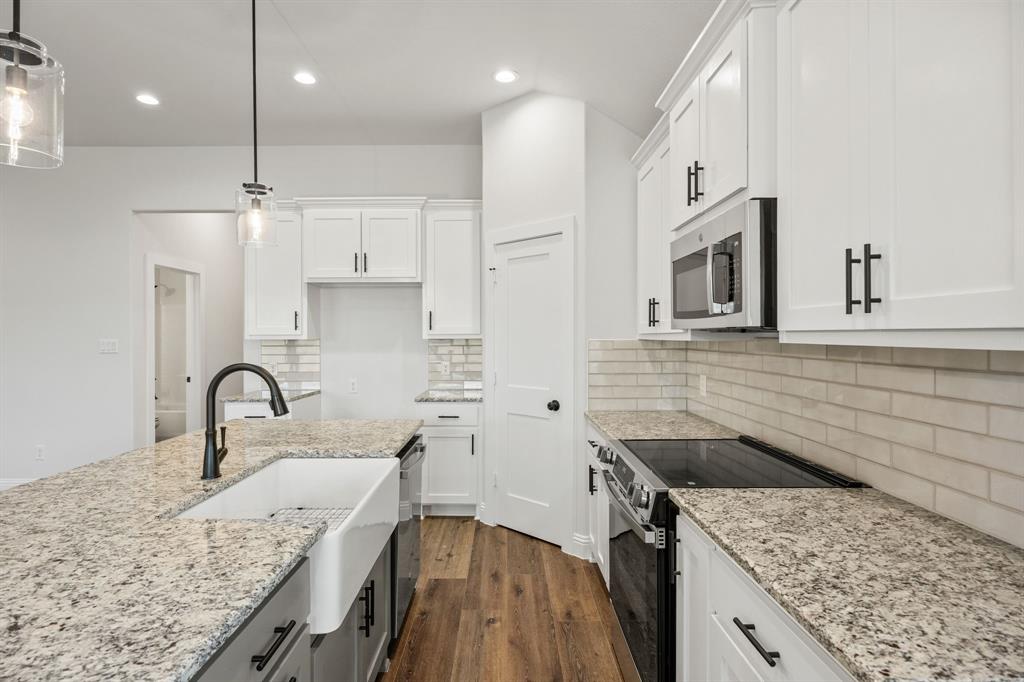 Audra Oaks - Residential
