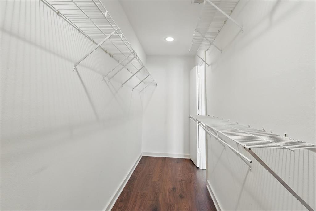 Peak Street Twnhms - Residential
